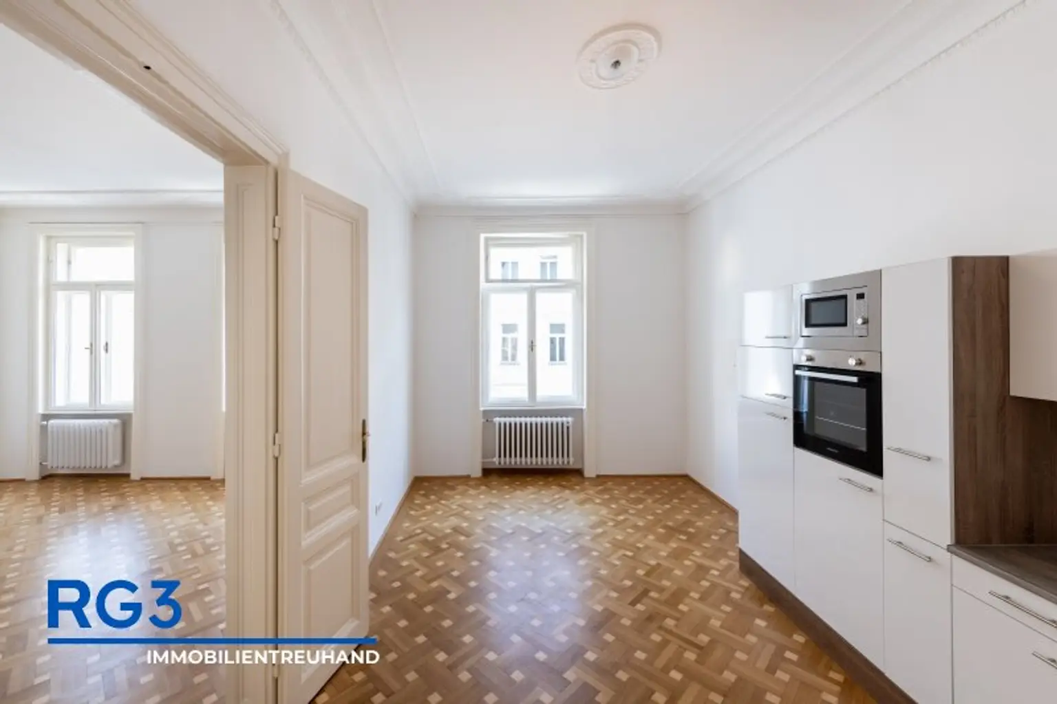 Repräsentative 5 Zimmer Wohnung mit Balkon
