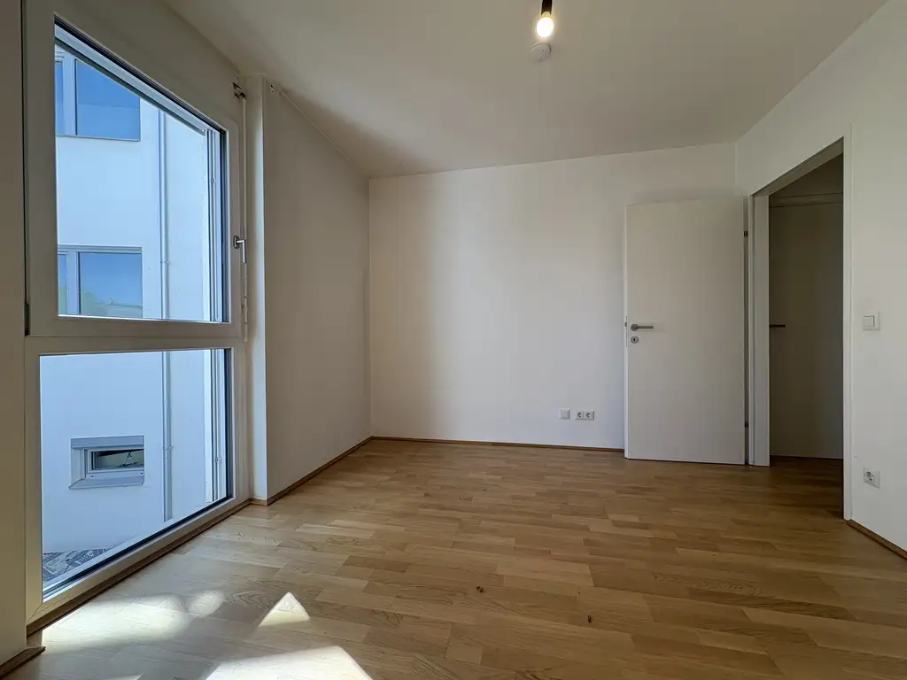 Essling Living I Ruhige 3 Zimmer Wohnung I mit privater Freifläche