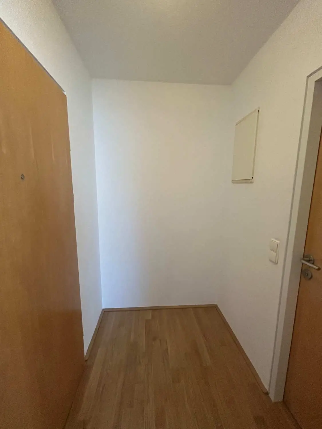 Schöne 1-Zimmer-Wohnung mit Balkon im 13. Bezirk!