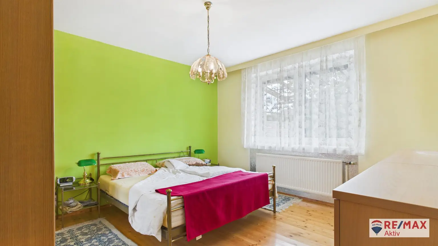 Familienfreundliches Wohnhaus mit großzügigem Garten