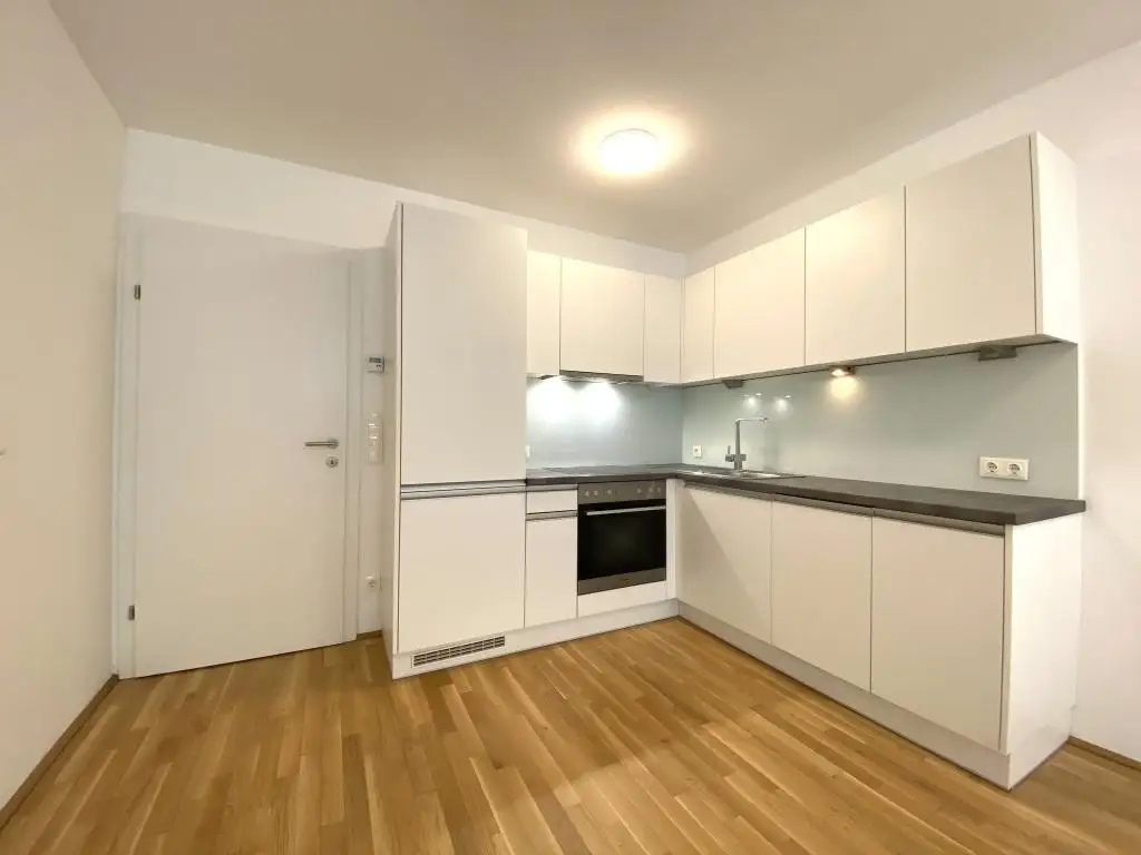 Moderne Terrassenwohnung mit kl. Garten - U6 Nähe!!