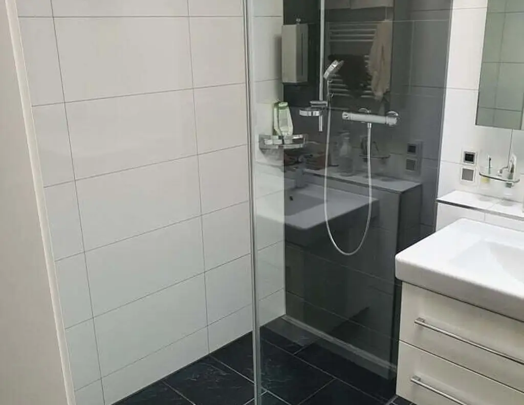 2 Zimmer Dachgeschosswohnung mit traumhafter Terrasse in Lustenau
