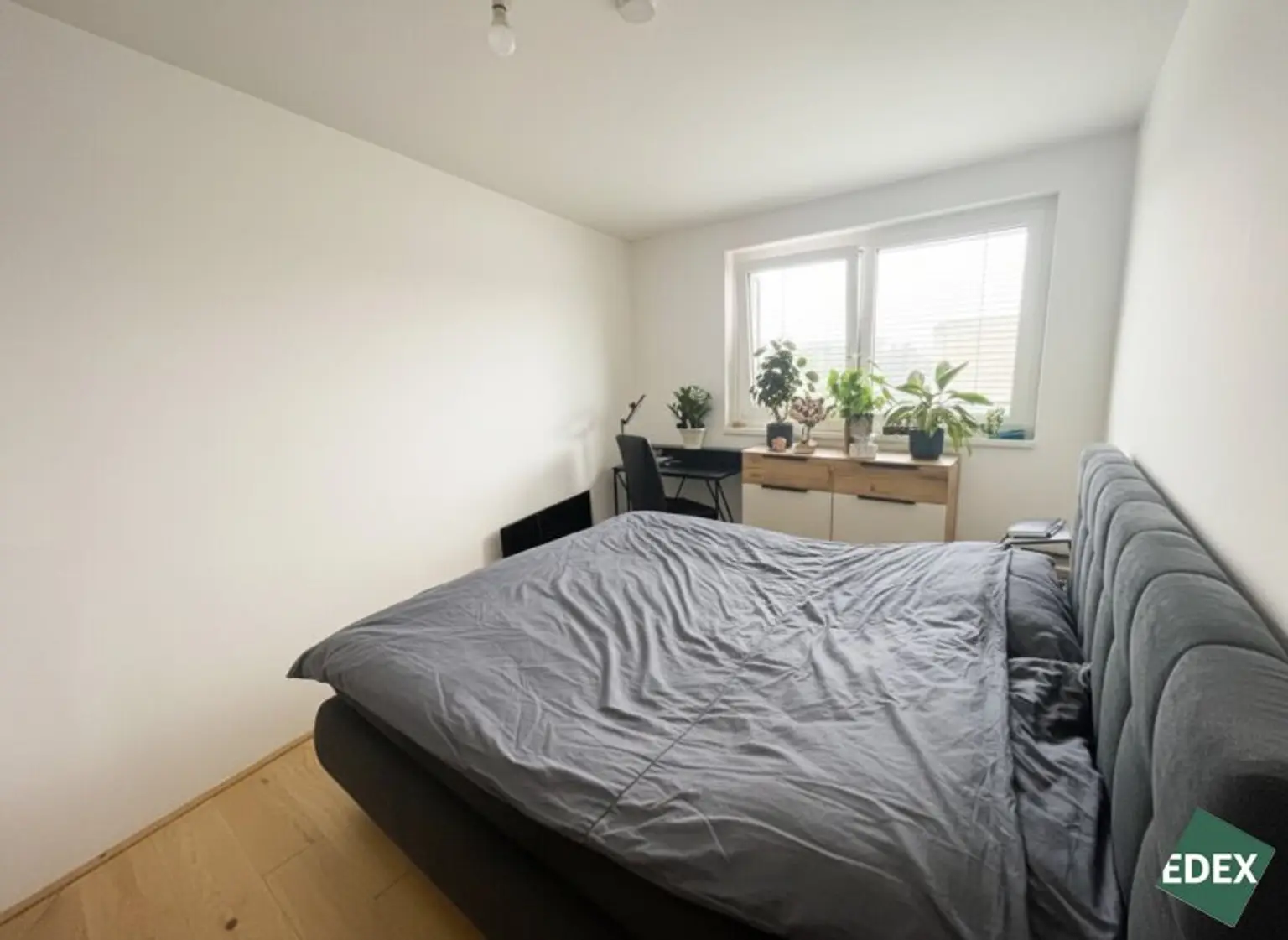 Ab Oktober: Schöne 2-Zimmer-Wohnung mit Balkon direkt bei der U3