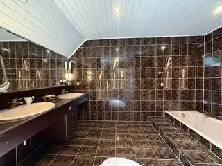 13  Bad Schlafzimmer