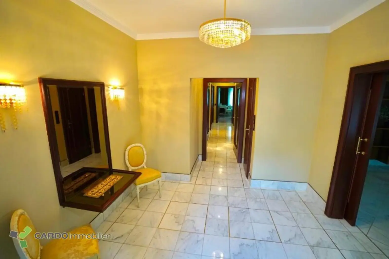 Wohnen oder Baubewilligtes Grundstück für ca. 615,15m² Wohnfläche, ca. 91,48m² Terrassen, 13 Garagenplätze