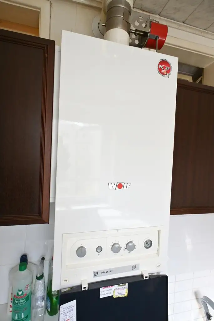 " ++ FastImVierten ++ ruhige Lage ++"