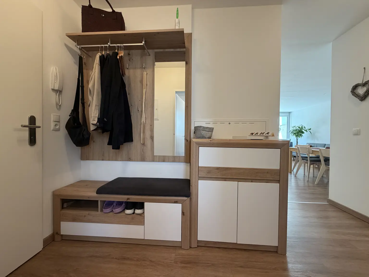 Foto Eingangsbereich.jpg
