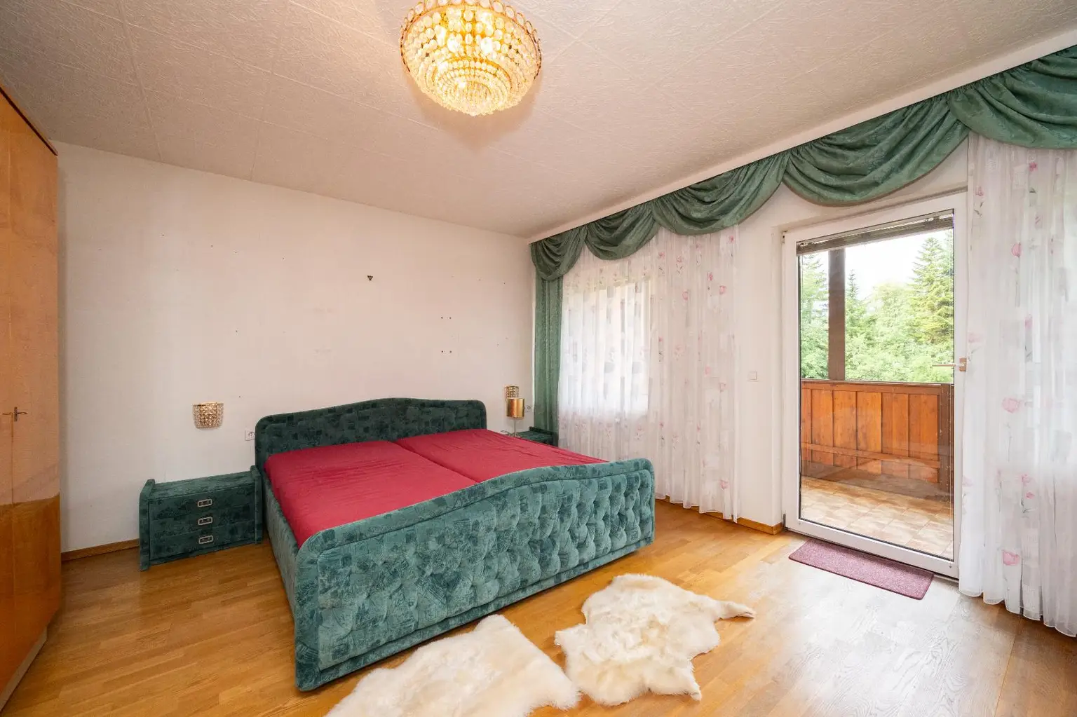 Gepflegtes Reihenhaus mit Garten, Terrasse und Garage in zentraler Lage!