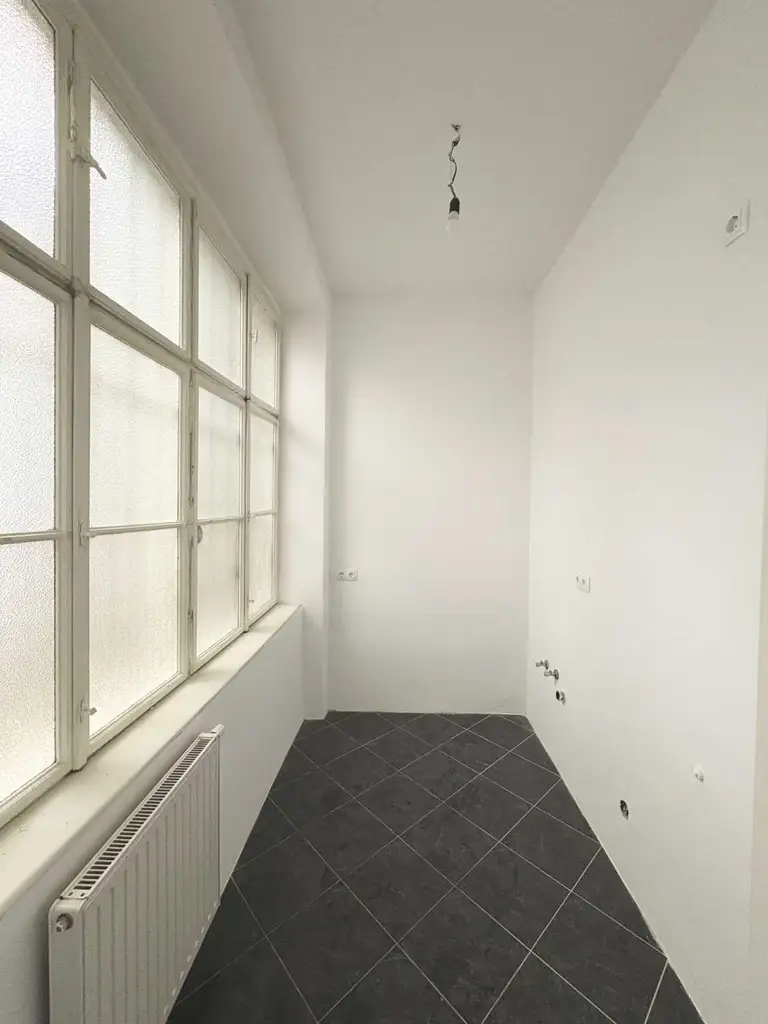 Schöne 2 Zimmer Wohnung in Top Lage - 
Nahe altes AKH und Rathaus