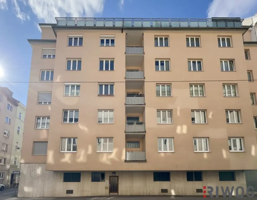 ERSTBEZUG nach Sanierung I Großzügige 2 Zimmer Wohnung mit geräumiger Küche und begehbaren Kleiderschrank I Augartennähe I Tischler Einbauküche inkl. Siemensgeräte I Gratis Miele Waschtrockner bei Kauf bis 31.12.25