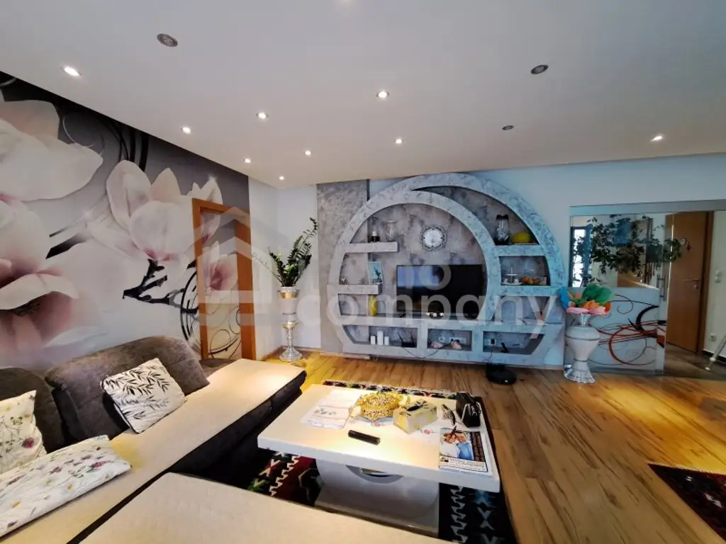Großzügiges Wohnen mit Gartenidylle in Graz - Luxuriöses Haus mit 9 Zimmern für 850.000,00 €!