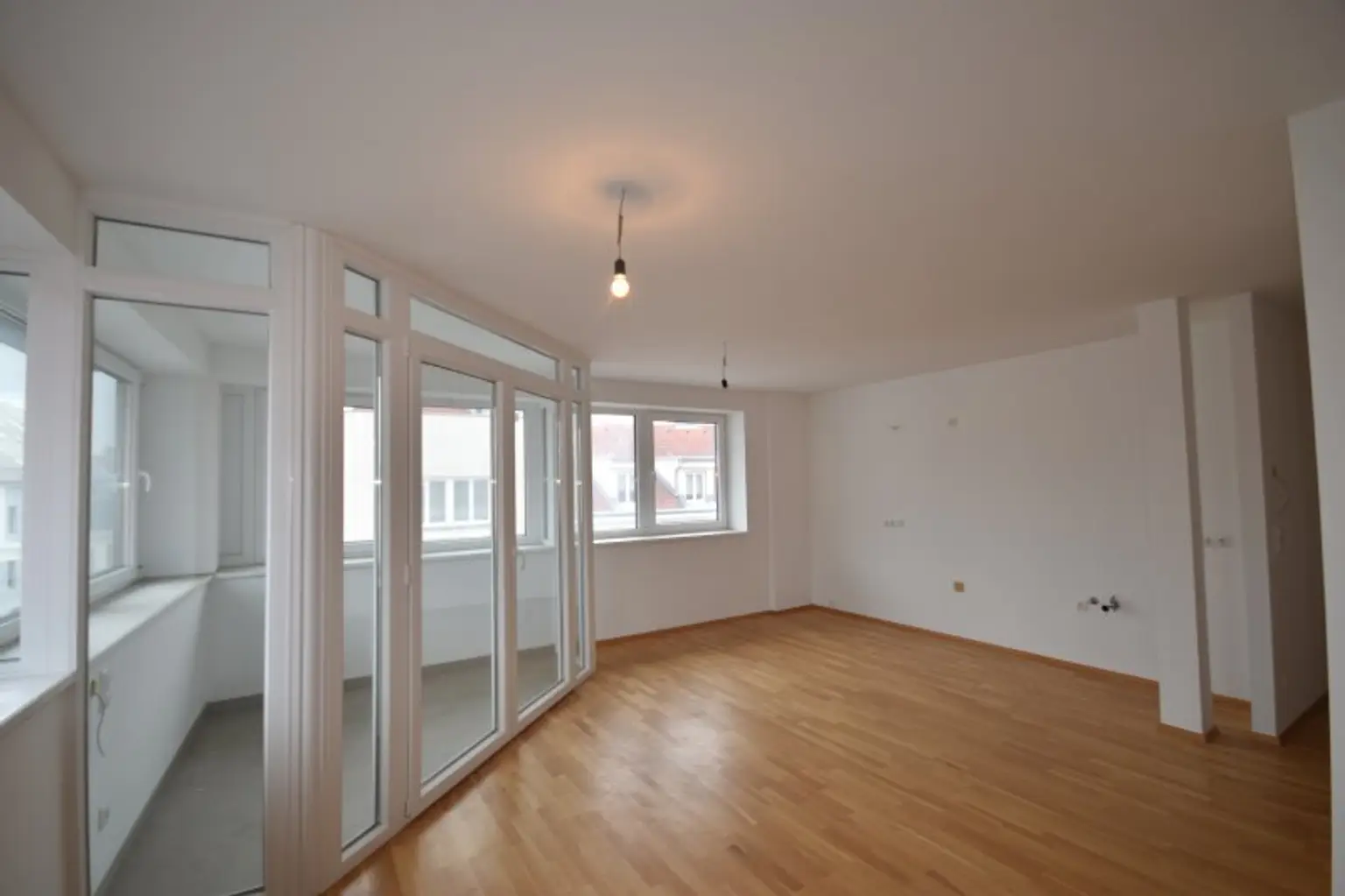 Ansicht - Gemütliche und helle 2-Zimmer-Wohnung mit Loggia Kauf 17. Bezirk Wien