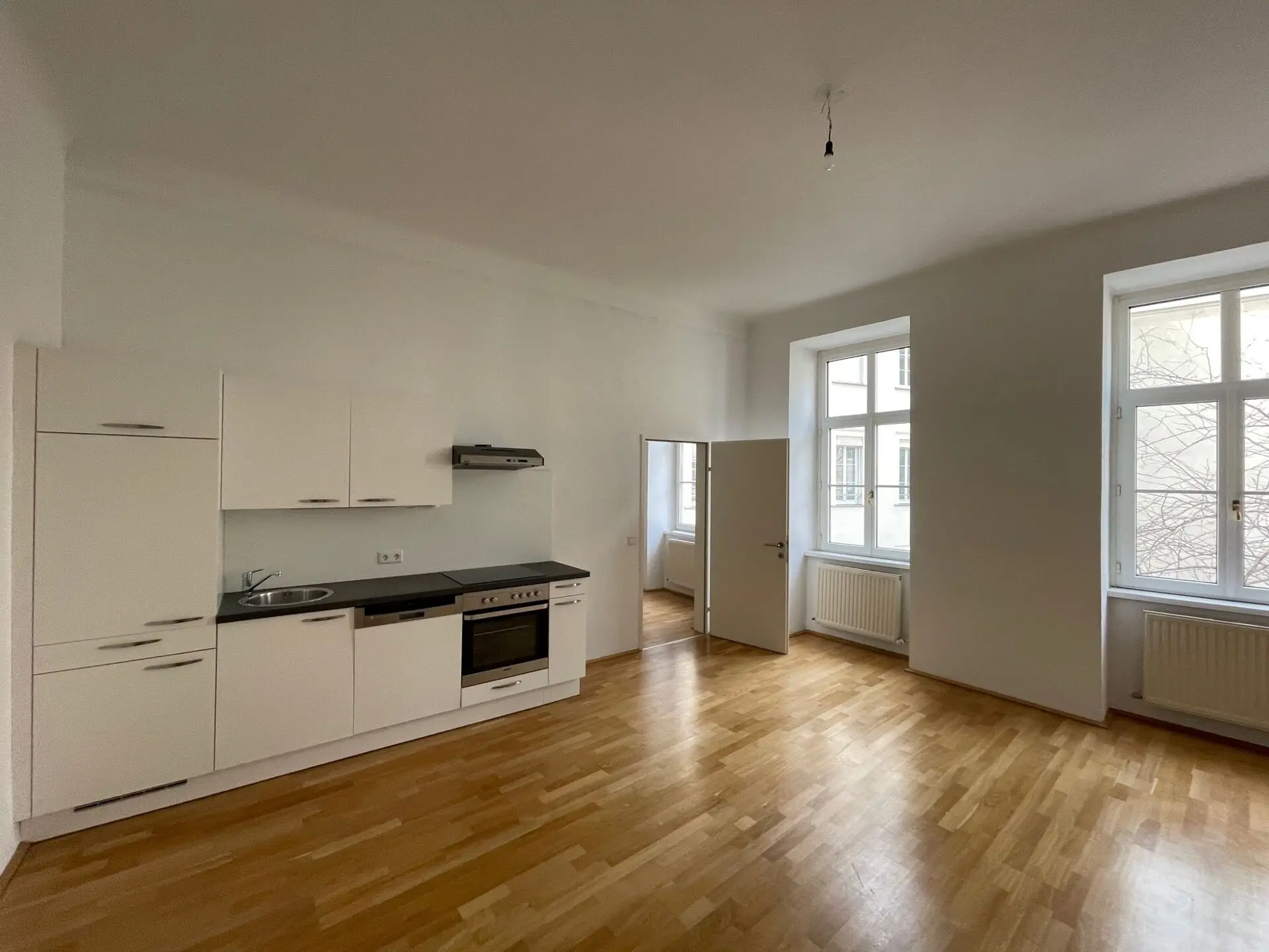 1030 Wien, Landstraßer Hauptstraße Galleria innen 3OG Hofbüro