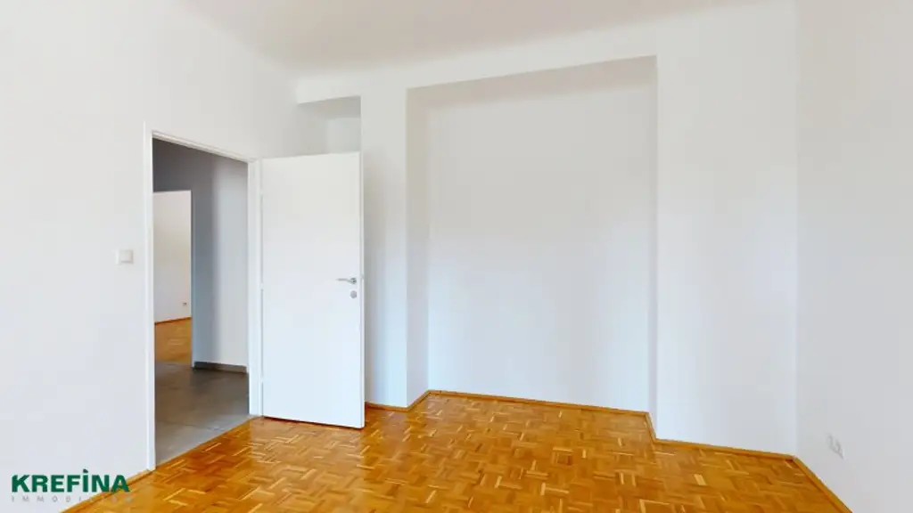 Hasenauerstraße: Umgeben von sattem Grün - Loggia Wohnung - gute Raumaufteilung - angenehme Nachbarschaft