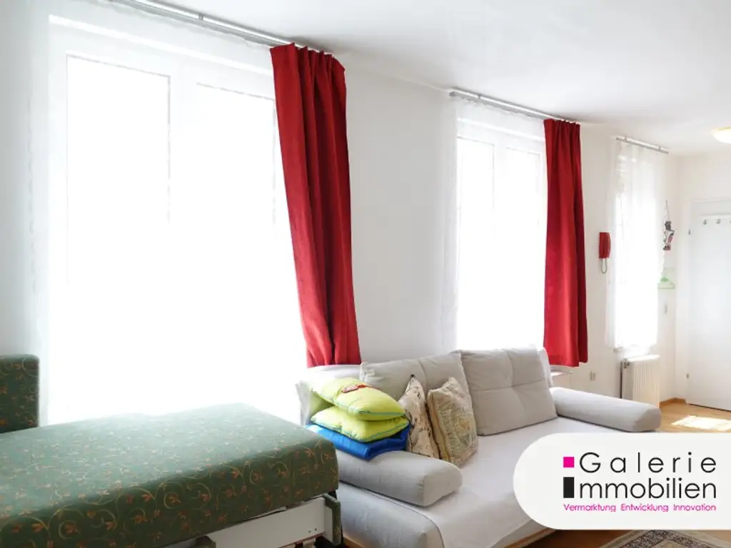 Schöne, helle und ruhige 1-Zimmer-Wohnung mit U-Bahn und Bus in Gehweite!