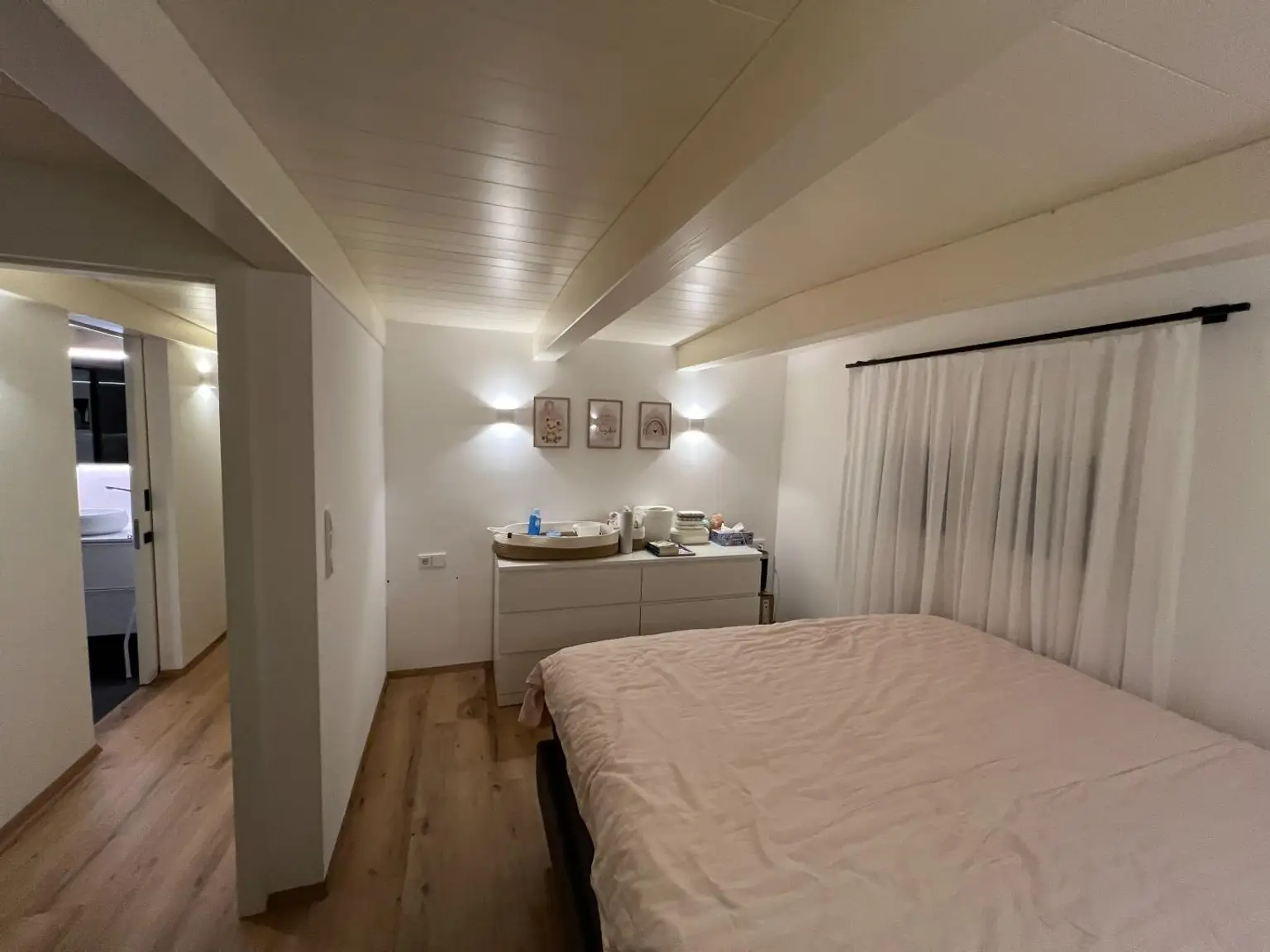 Schlafzimmer/Umkleidezimmer OG