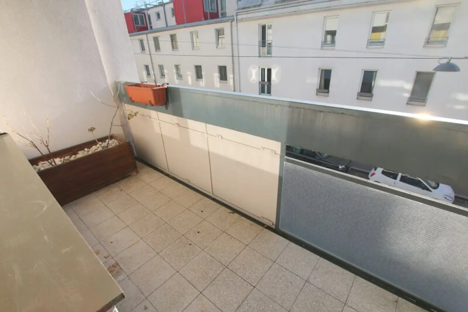 SCHÖNE 3/4-ZIMMERWOHNUNG MIT LOGGIA