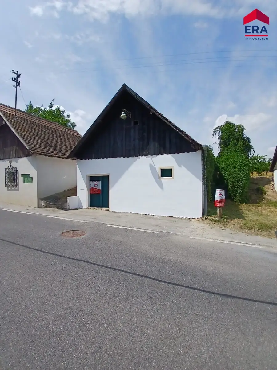 Historischer Weinkeller mit Presshaus und ca. 20 m langer Kellerröhre in Ketzelsdorf bei Poysdorf