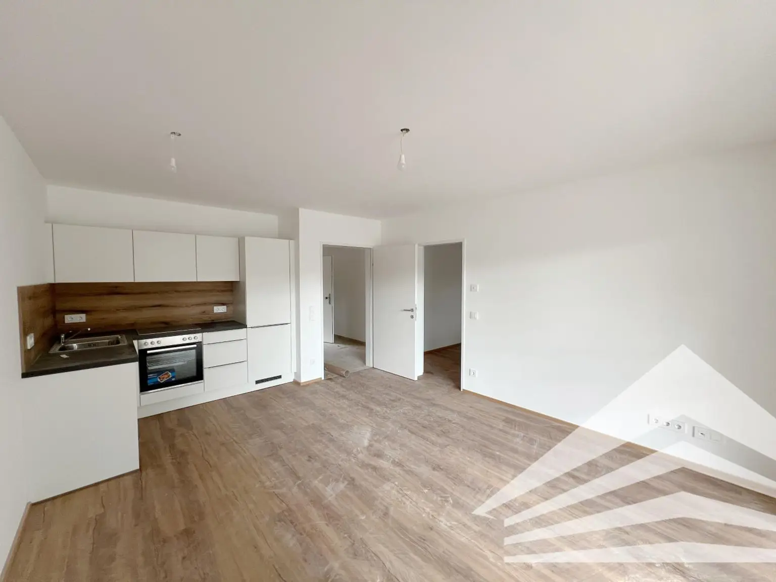 Perfekt aufgeteilte 2-Zimmer Wohnung mit großem Balkon in Puchenau!