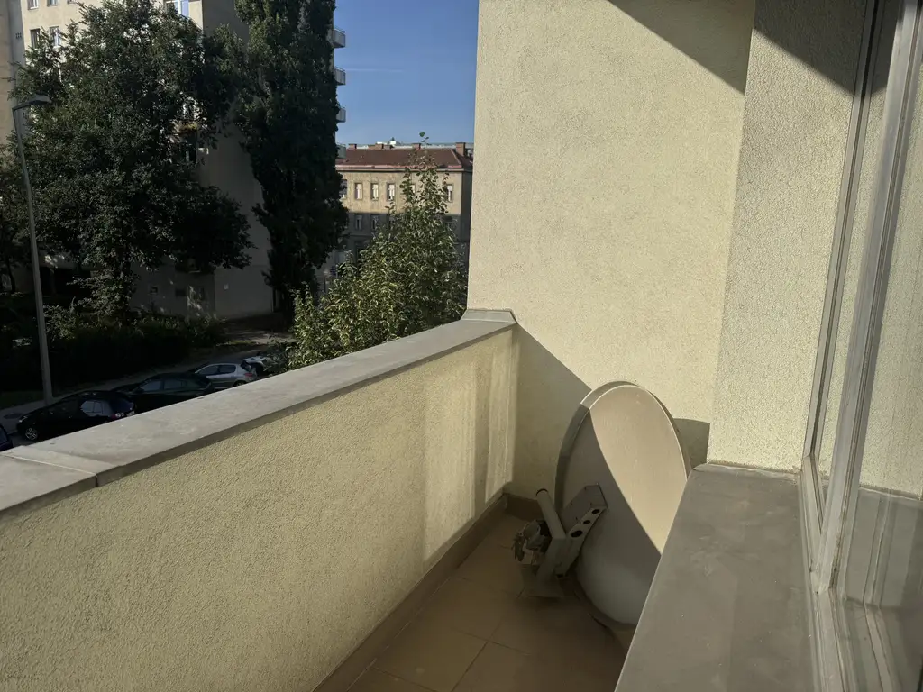 Renovierungsbedürftige 1-Zimmer-Wohnung mit Loggia in 1020 Wien! Ideal für Ihre Ideen!