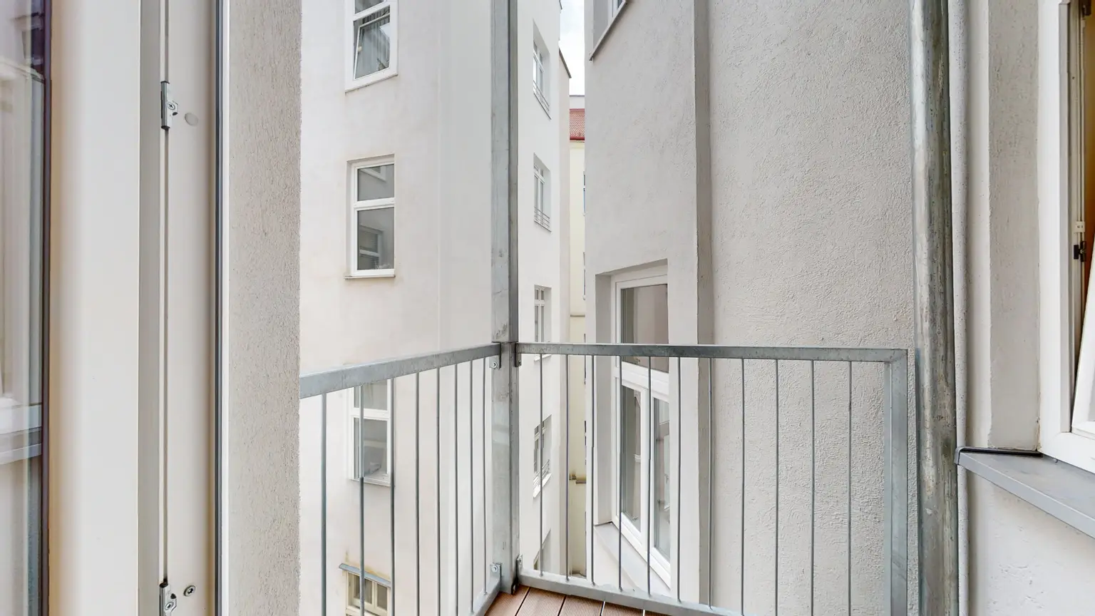 Urban Oasis – Stilvoller Erstbezug mit 3 Zimmern