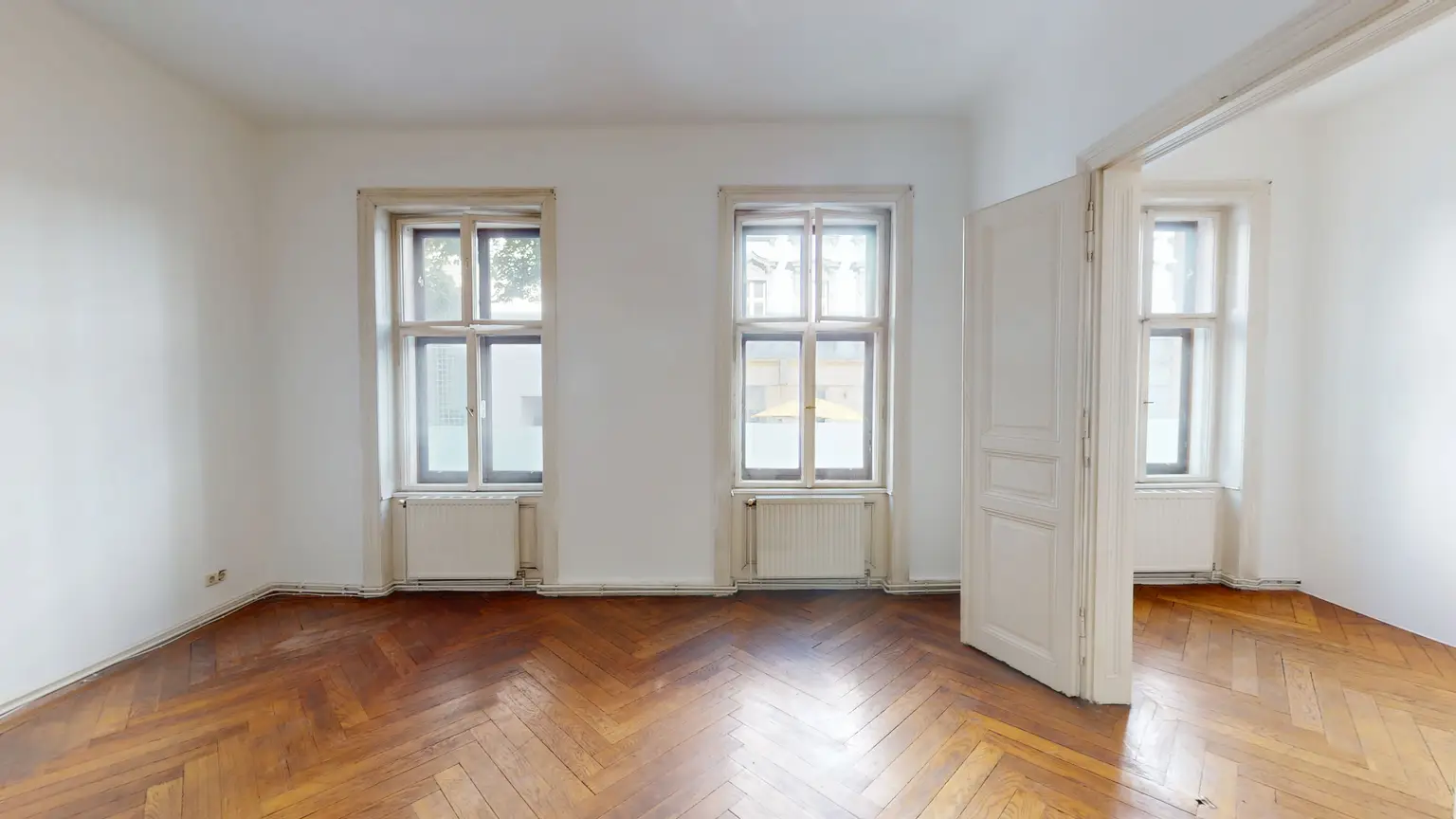Heller Altbau mit Eigengarten