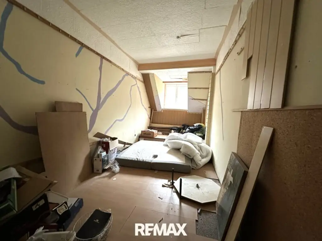 ***Mehrfamilienhaus mit Riesenpotential im Zentrum von Eisenerz***
