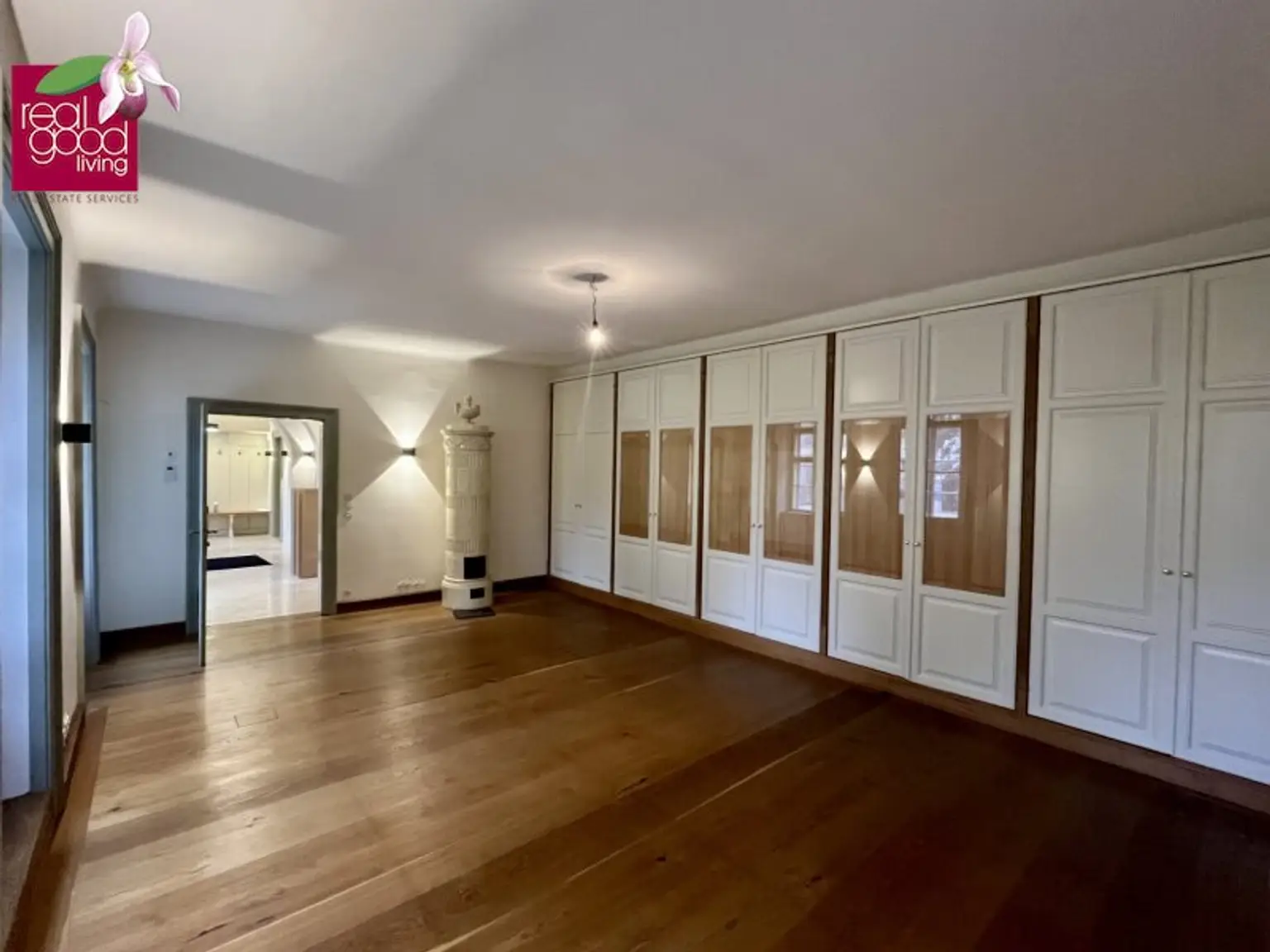 Prestige-Villa in Wien-Mauer – 15 Zimmer, 3.700 m² Gartenparadies, vielseitig nutzbar -Büro & Wohnen vereinbaren !!