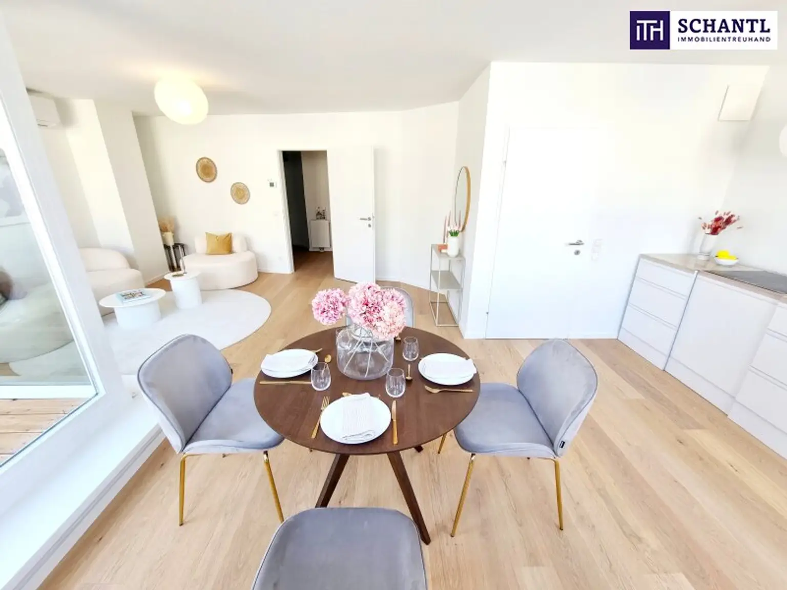 Neue Preise! Frisch saniert! Perfekte Neubauwohnungen in 1180 Wien! Hofseitige Balkone + Hauseigene Garage + Ideal zur Eigennutzung als auch zur Vermietung! Jetzt zugreifen!