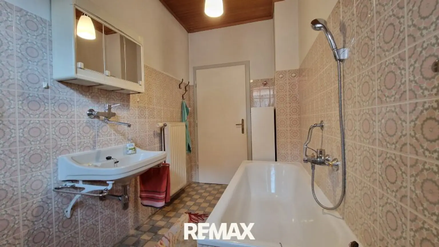 Badezimmer Erdgeschoss