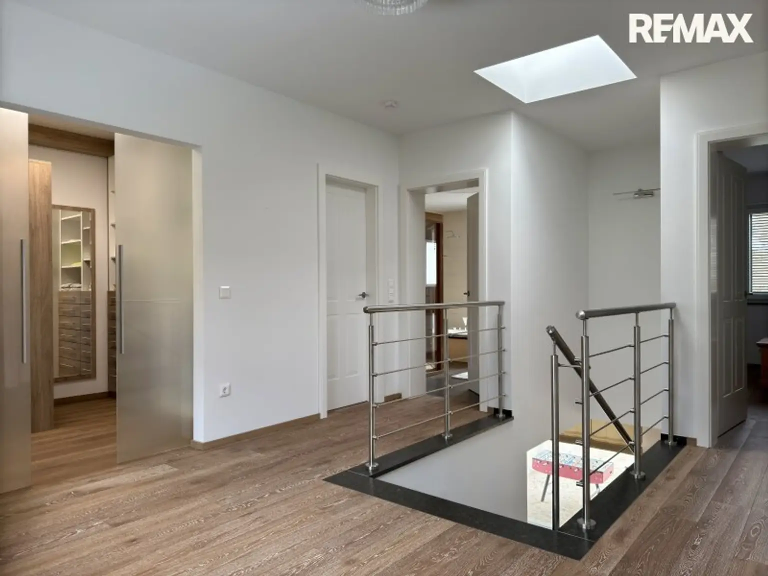 Seeluft - Einfamilienhaus auf Pachtgrund mit ca. 189 m² Wfl. am Neudörflersee zu kaufen!