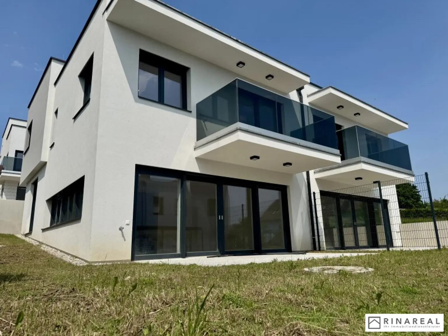 Großhöflein | Moderne Doppelhaushälfte - ERSTBEZUG | 5 Zimmer | Weitblick | Fasangasse (Haus 1/1)
