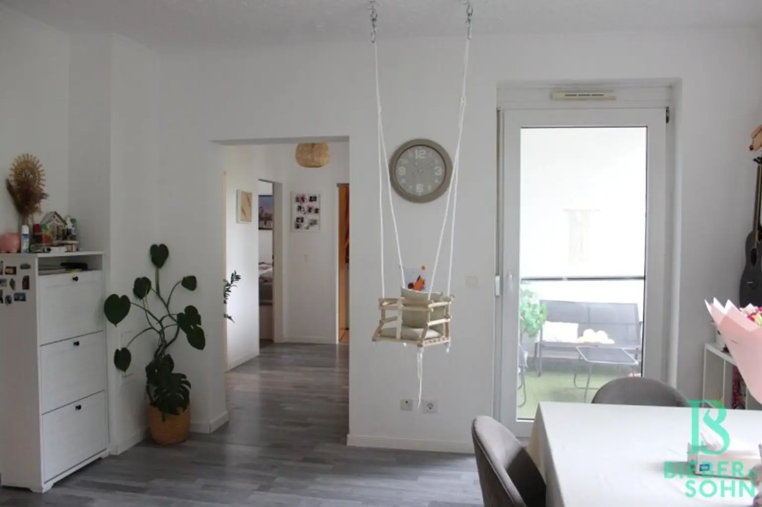 Wohnzimmer - Vorraum/Zimmer/Bad - Loggia