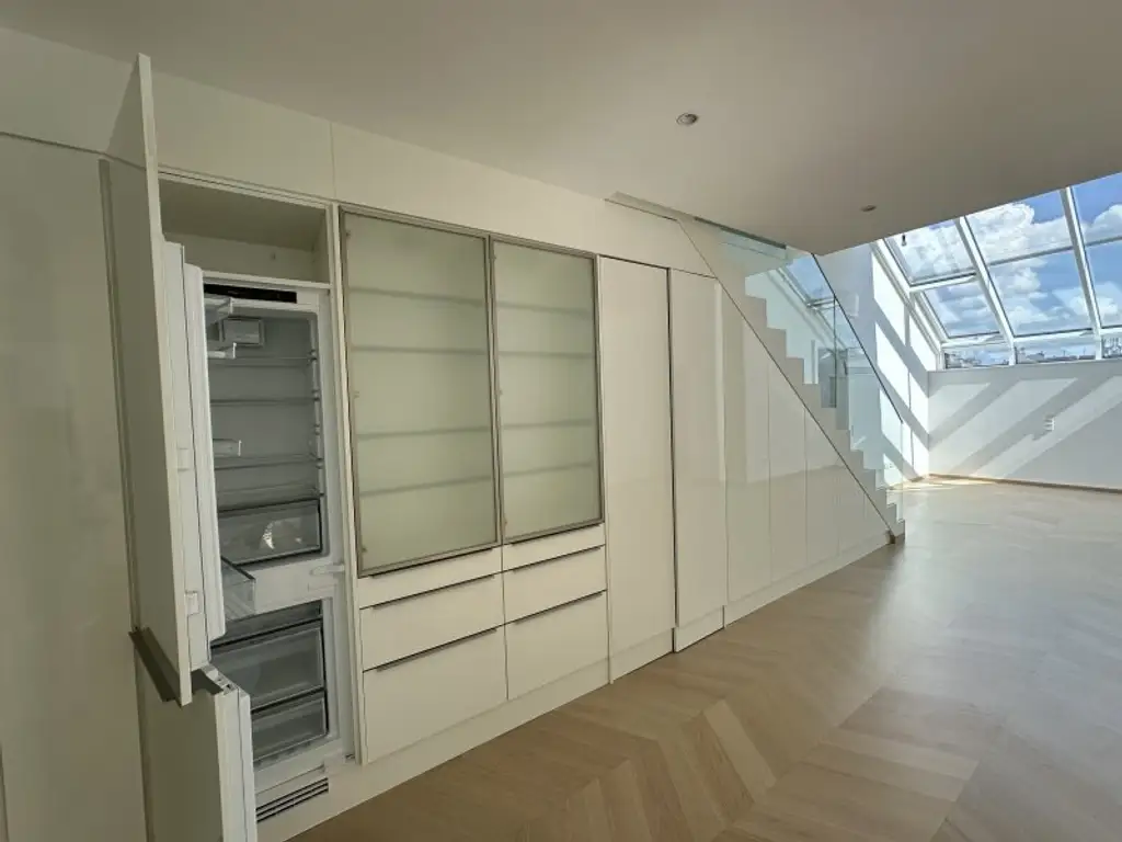 Gonzagagasse: moderne 4-Zimmer-Maisonette mit Freifläche: Leben im City-Center!