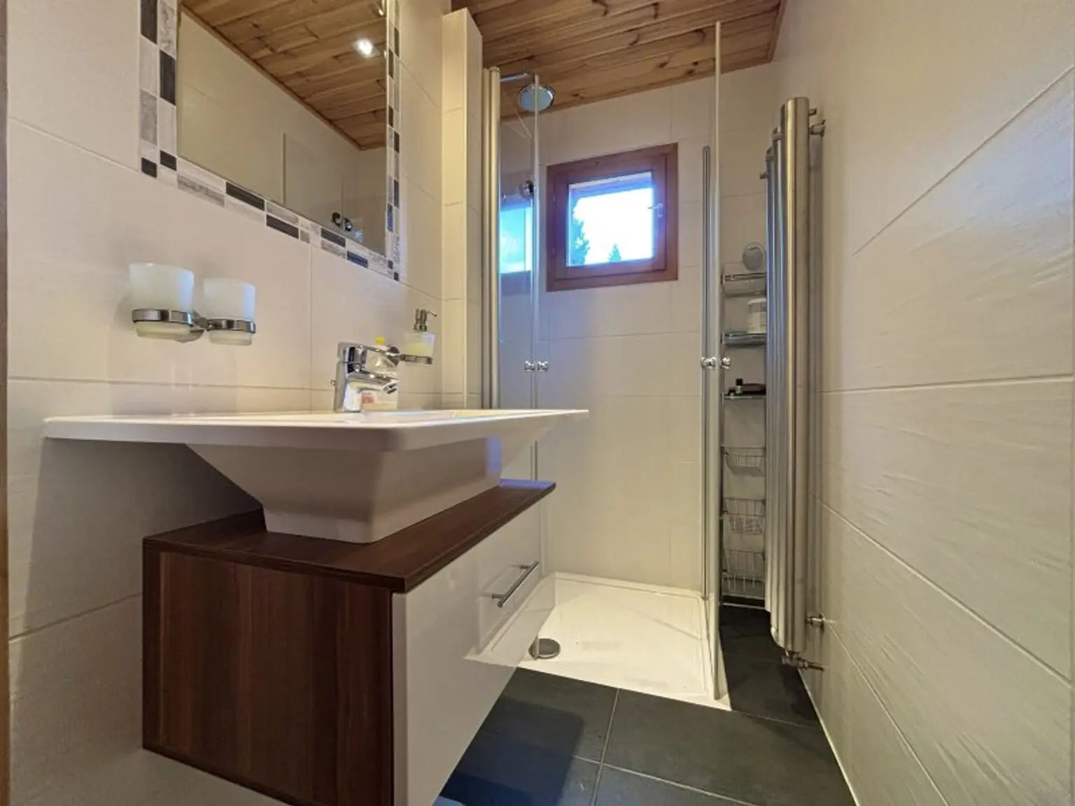 Berghütte am Fuße des Skilifts | Wandern im Sommer, Skifahren im Winter | Zirbenholz-Ausstattung | Kaminofen