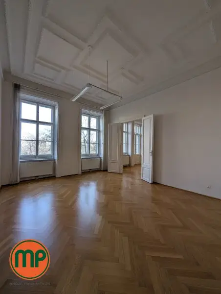 Prachtresidenz am Burggarten: 200 m² Eleganz & Geschichte