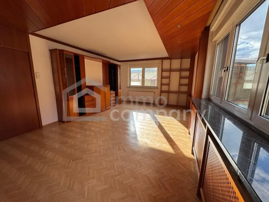 Großzügige Wohnhaus in Zeltweg – 299 m² Wohnfläche, eigener Wellnessbereich, Pool & vielfältige Nutzungsmöglichkeiten