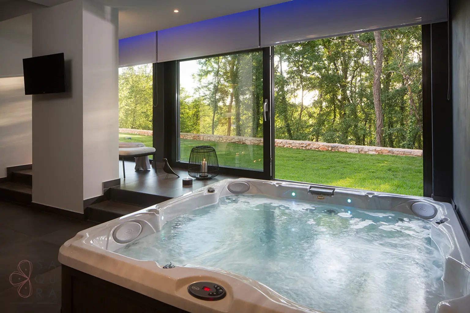 Zeitgenössische Villa in Pazin – Luxus, Privatsphäre und mediterrane Eleganz