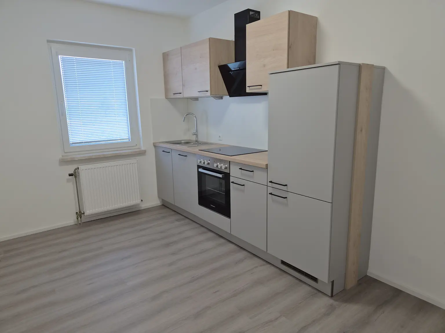 Sanierte zwei Zimmerwohnung mit neuer Küche zu vermieten!