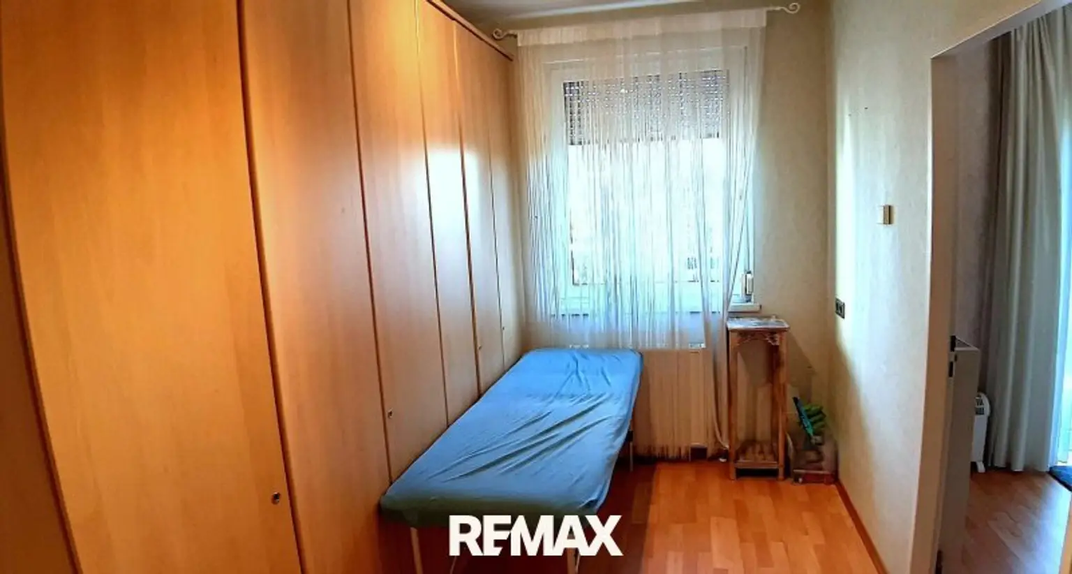 Gardarobe (ehem. Küche) in sep. Wohneinheit