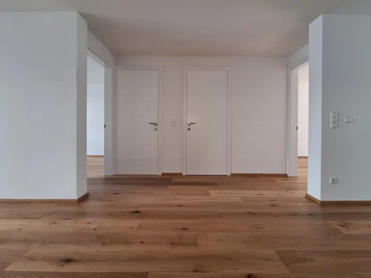 Wohnraum, WC, Bad, Schlafzimmer