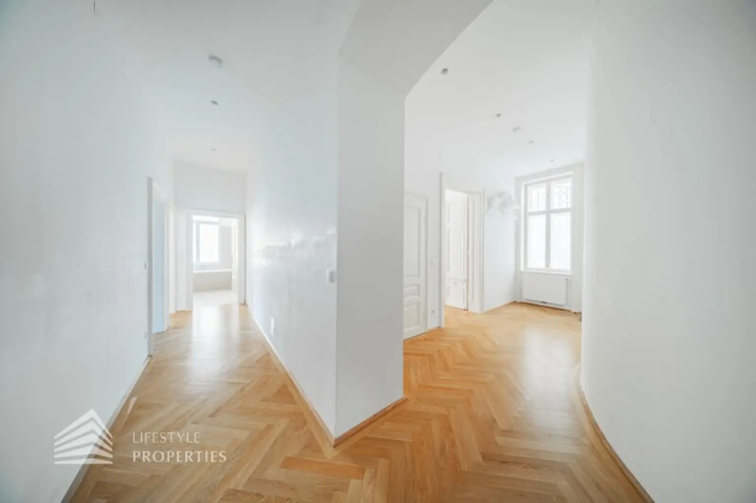 Schöne 4 - Zimmer Wohnung in bester Lage