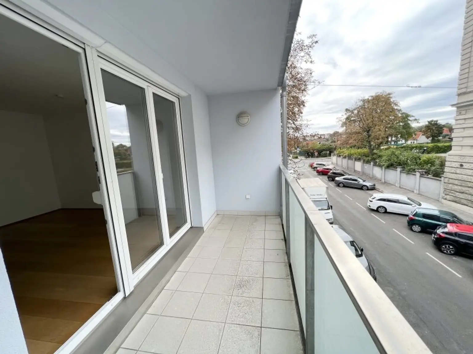 Sonnige 2-Zimmer Wohnung,  mit Loggia!