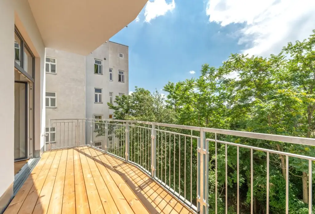 ++NEU++ Charmante 3-Zimmer Altbauwohnung mit Balkon