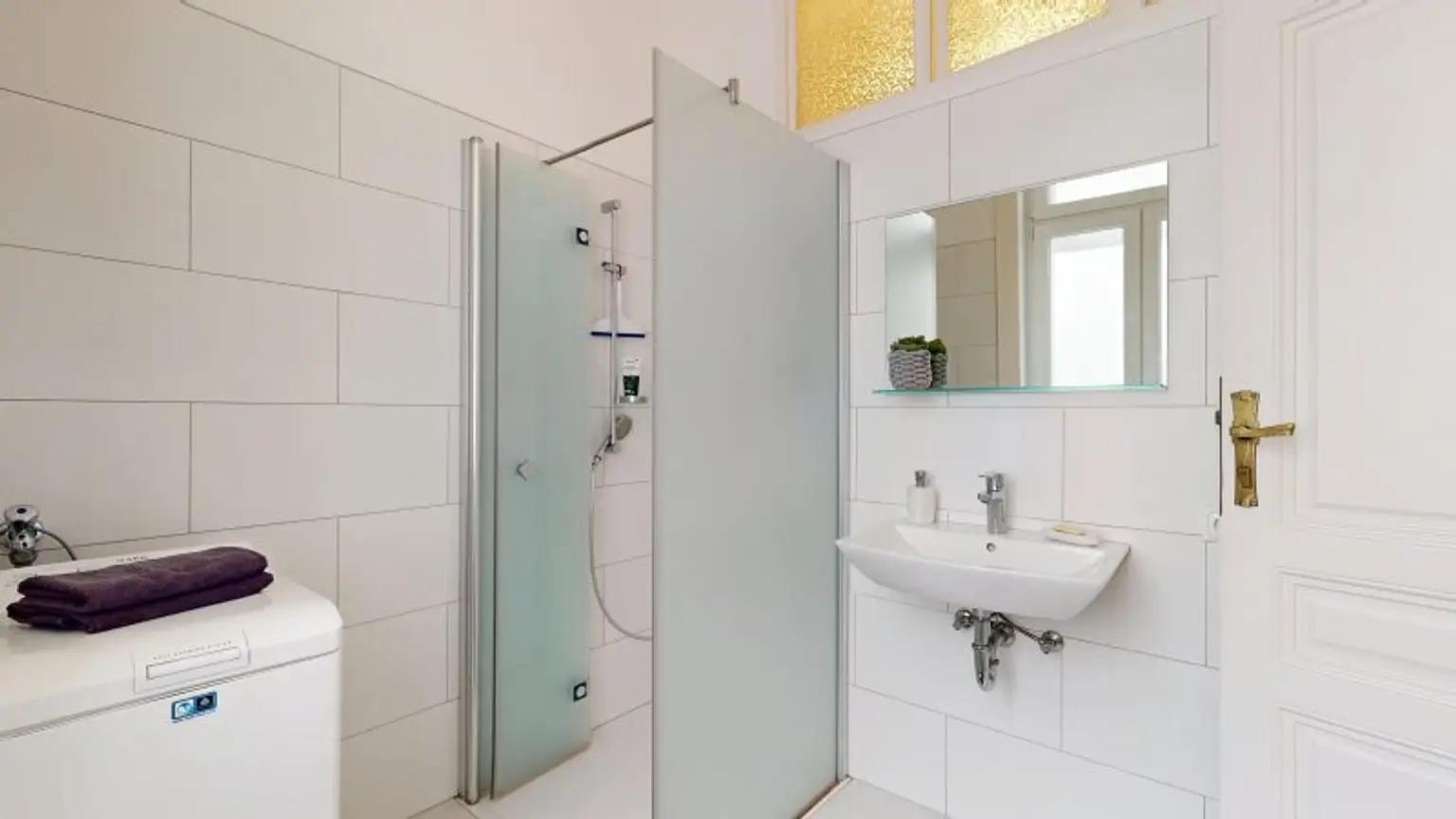 Wunderschöne großzügige 5-Zi-Altbauwohnung mit Grünblick im 3.Bezirk zu kaufen