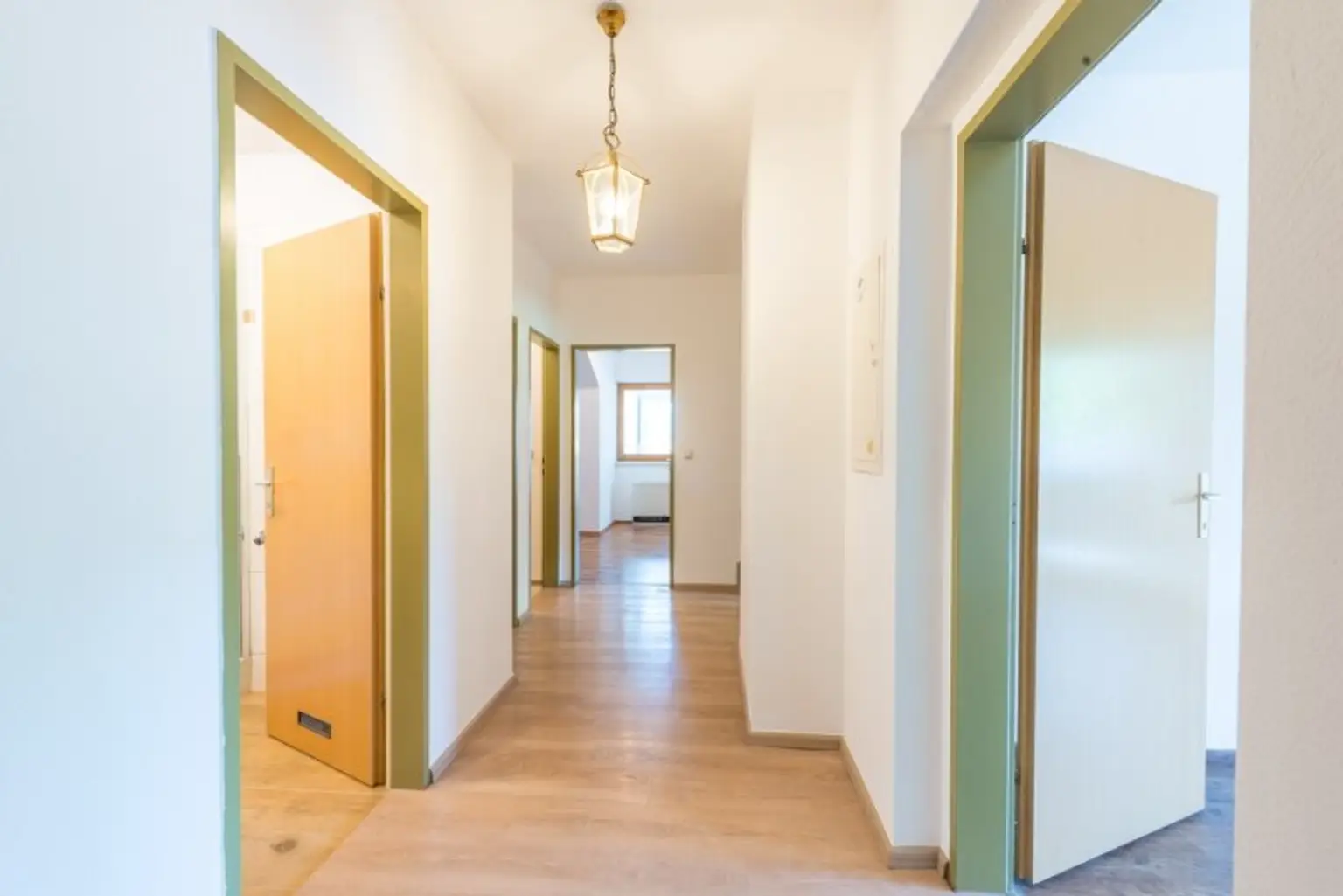 Gut geschnittene 3-Zimmer Dachgeschosswohnung