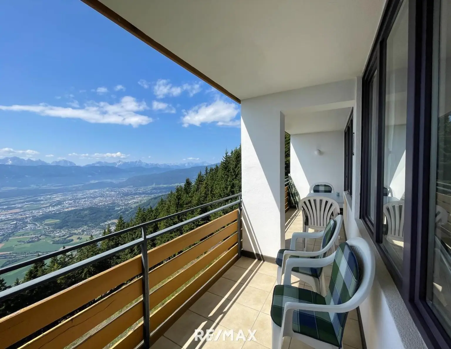 Schöne Ferienwohnung auf der Gerlitzen mit Blick auf den Ossiacher See