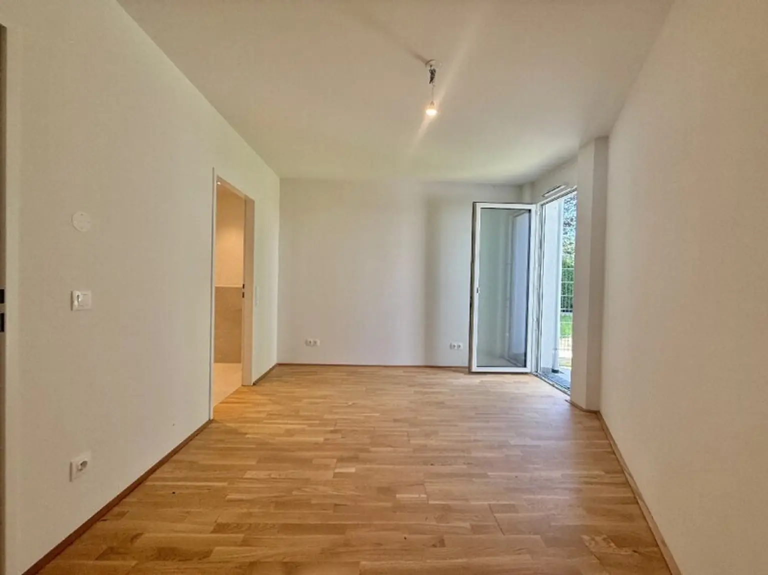Gartenwohnung - ERSTBEZUG I  ca. 33m² Außenfläche I Maßküche I Tiefgarage I Donau-Nähe I Fußbodenheizung I Fernwärme I