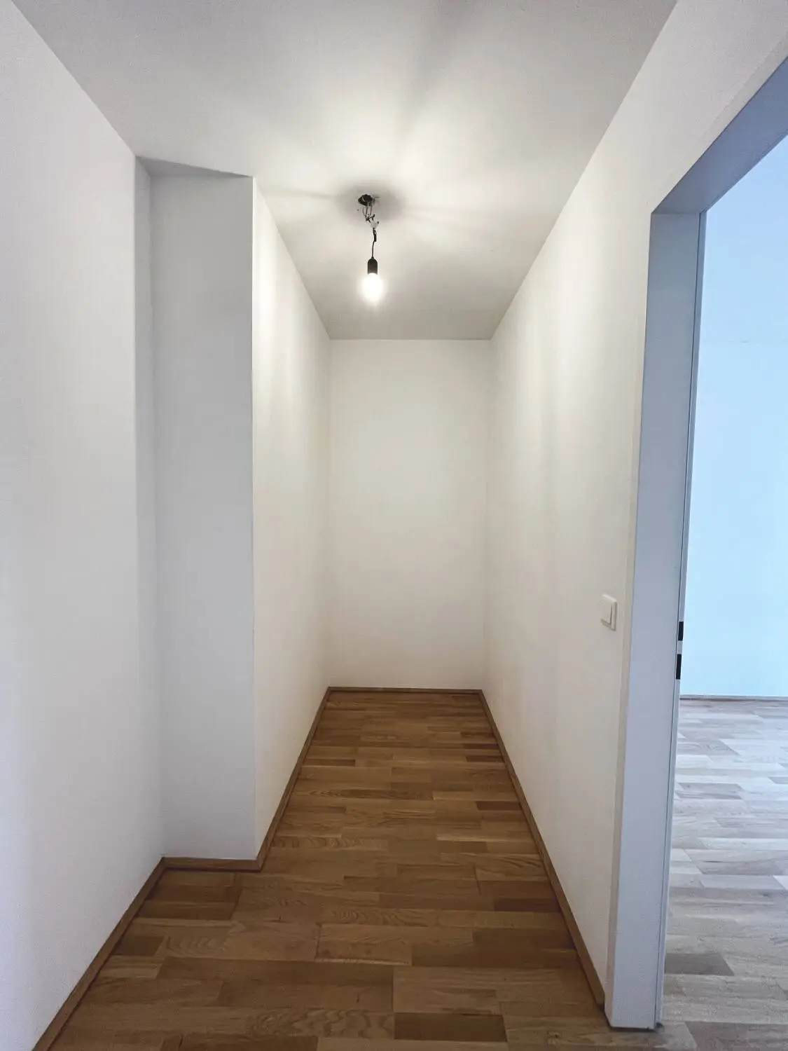 Q11 Leben in Simmering -
herrliche 2-Zimmer-Balkonwohnung mit Deckenkühlung!