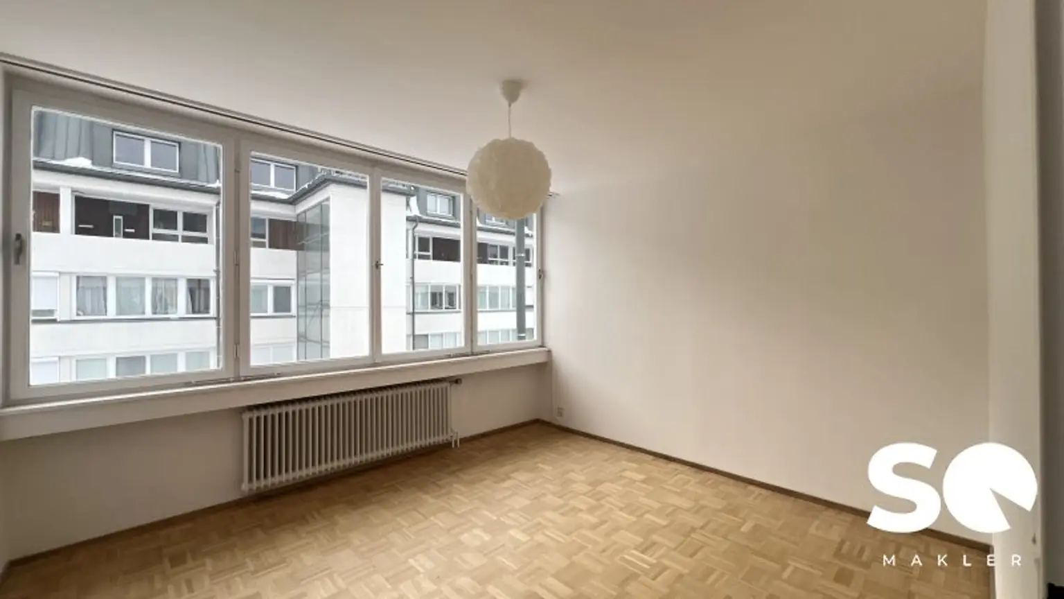 # SQ - MAISONETTE WOHNUNG IM REIHENHAUSSTIL MIT LOGGIA - 3 EBENEN